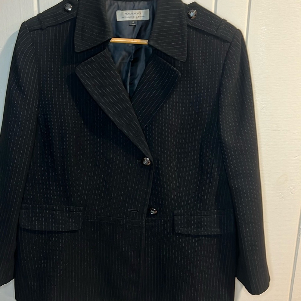 Tahari Arthur S. Levine Black Blue Pinstripe Blazer Suit Jacket Size 18